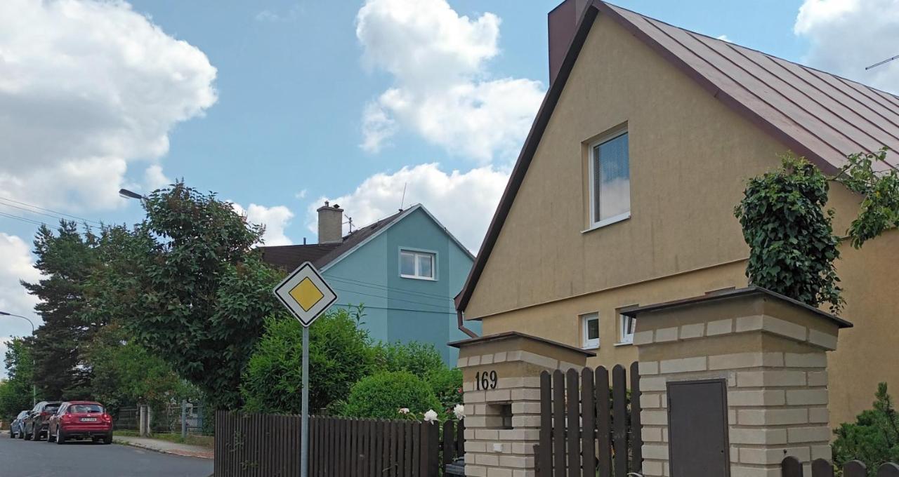 Apartman Alena Карловы Вары Экстерьер фото